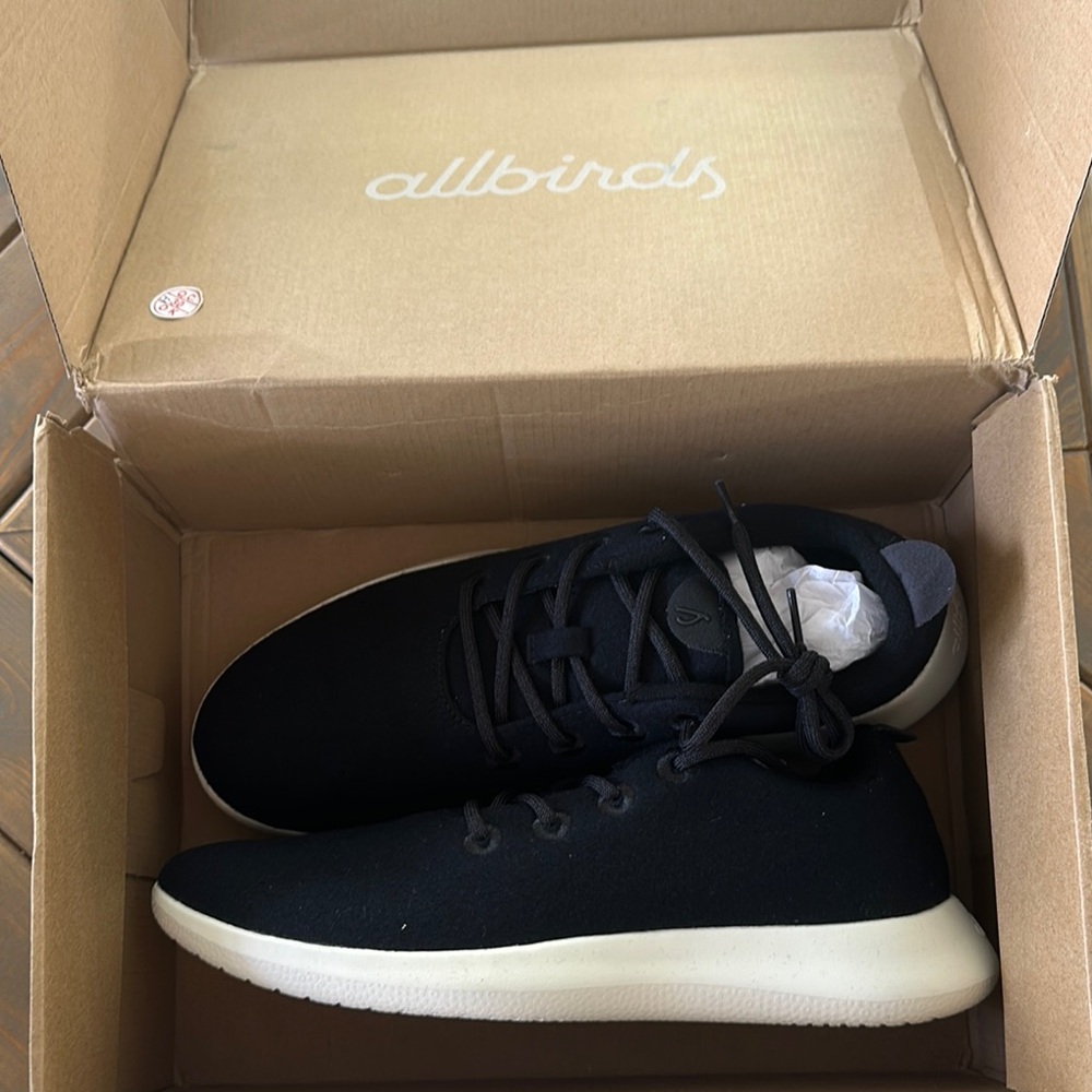 Allbirds Black and White Sneakers , Men’s, size 11. New in box.